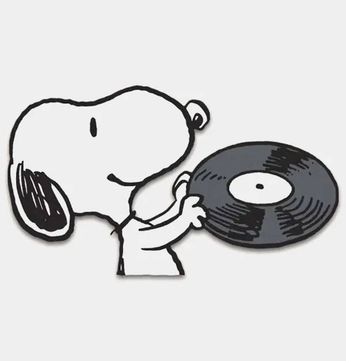 Snoopy Loves Vinyl (Enamel Pin)